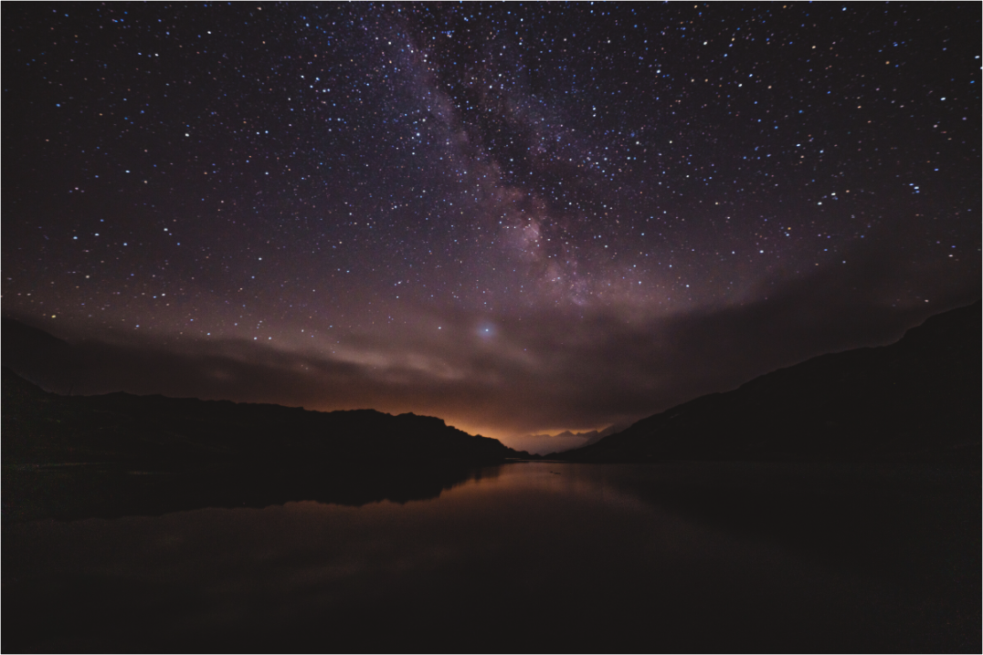 Main image Under the Milky Way